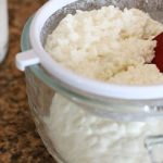 Consume-kefir-for-breakfast-to-restore-the-intestinal-flora